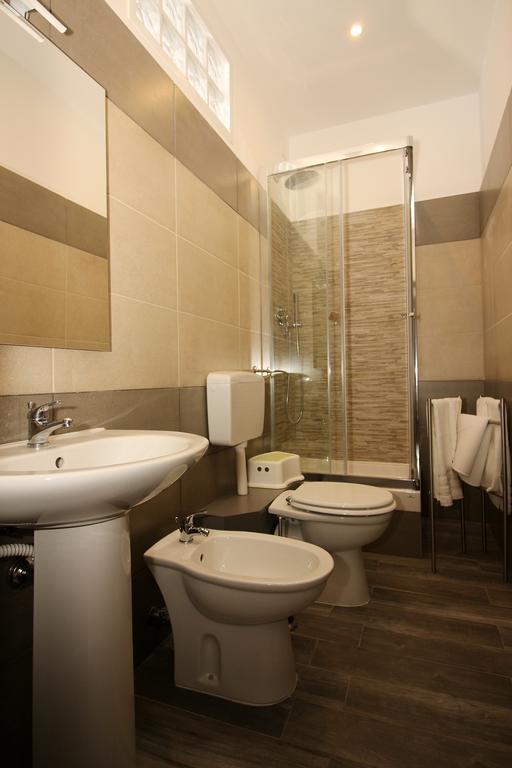 Mi.Ro Rooms Řím Exteriér fotografie